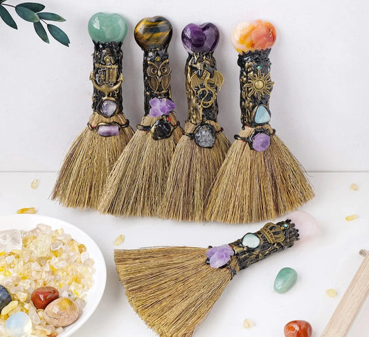 1PC Natural Crystal Heart Shaped Magic Broom